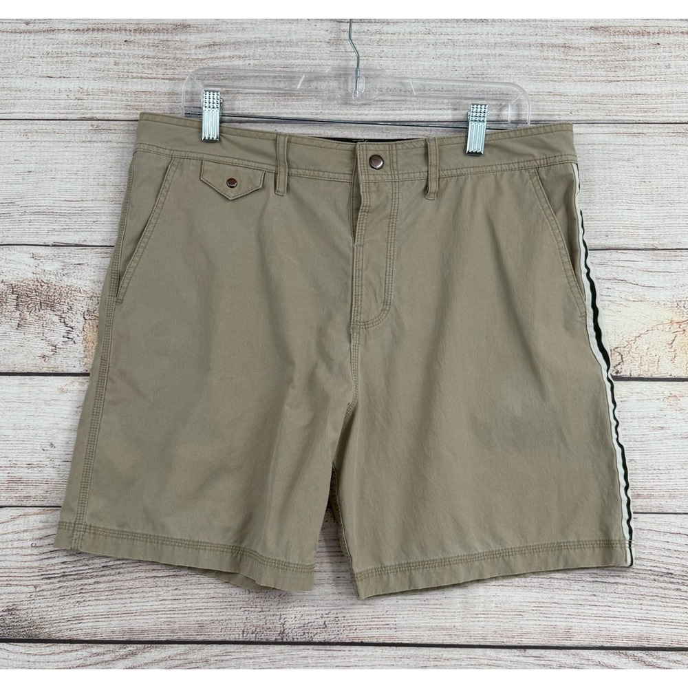 Banks Journal Shorts Mens 33 Tan Hybrid‎ Walk Shorts Side Stripe BS0066